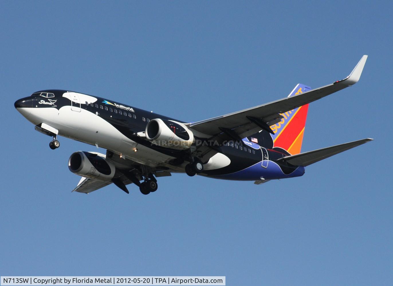 N713SW, 1998 Boeing 737-7H4 C/N 27847, Southwest Shamu One 737-700