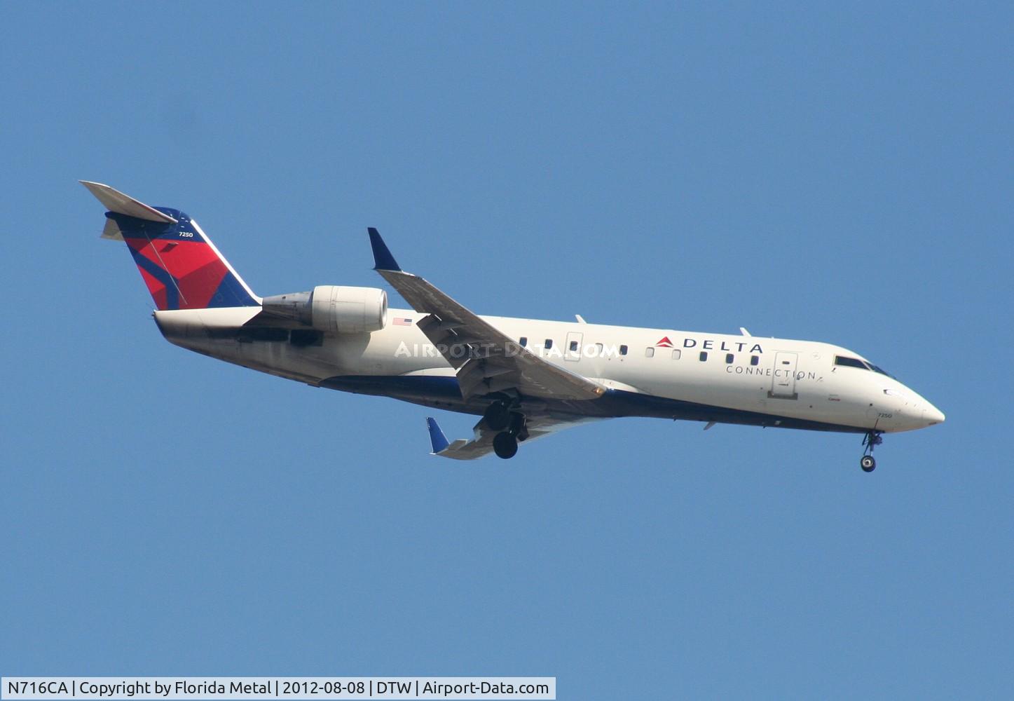 N716CA, 1998 Bombardier CRJ-100ER (CL-600-2B19) C/N 7250, Comair CRJ100