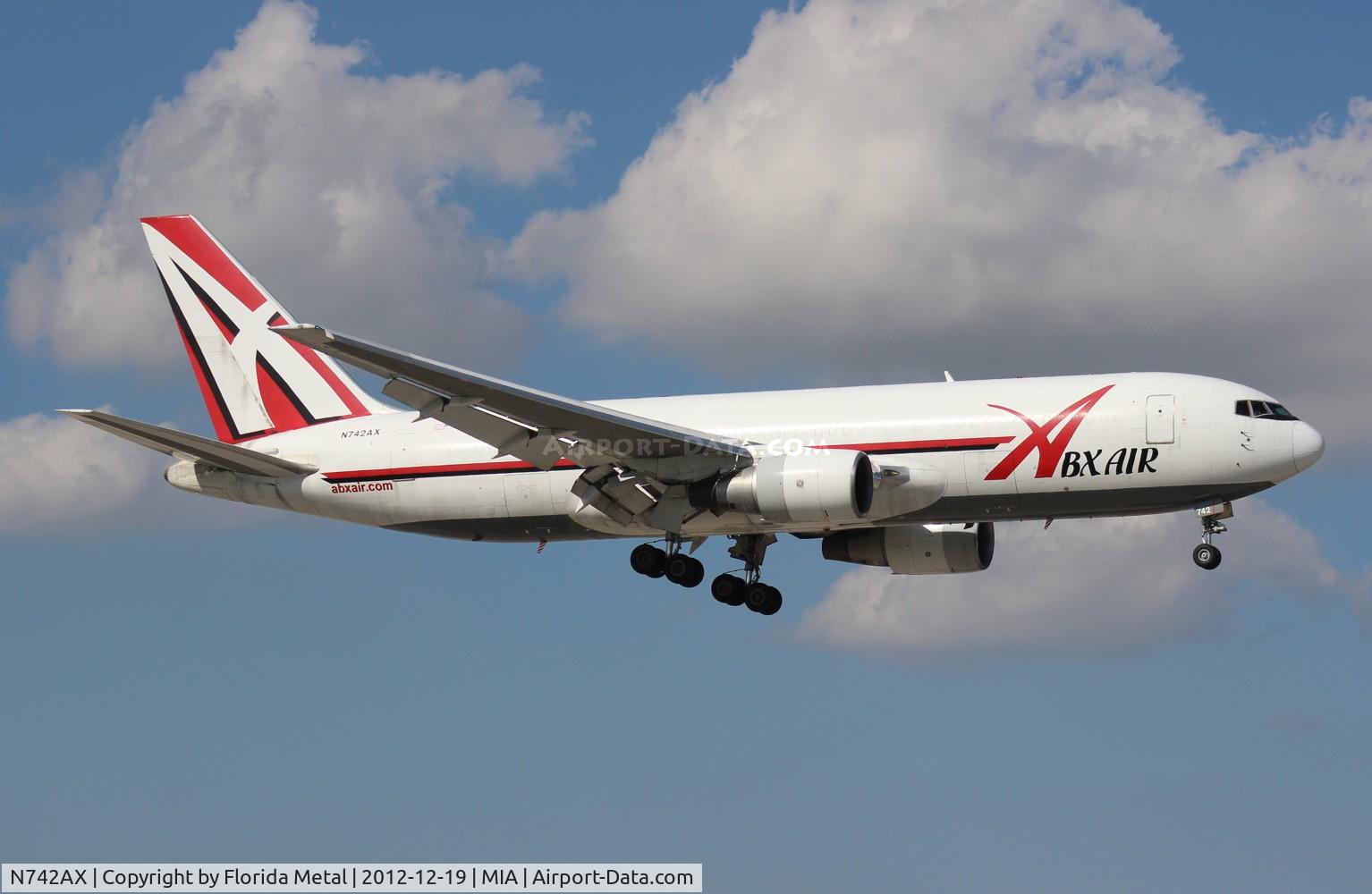 N742AX, 1983 Boeing 767-232 C/N 22217, ABX 767-200