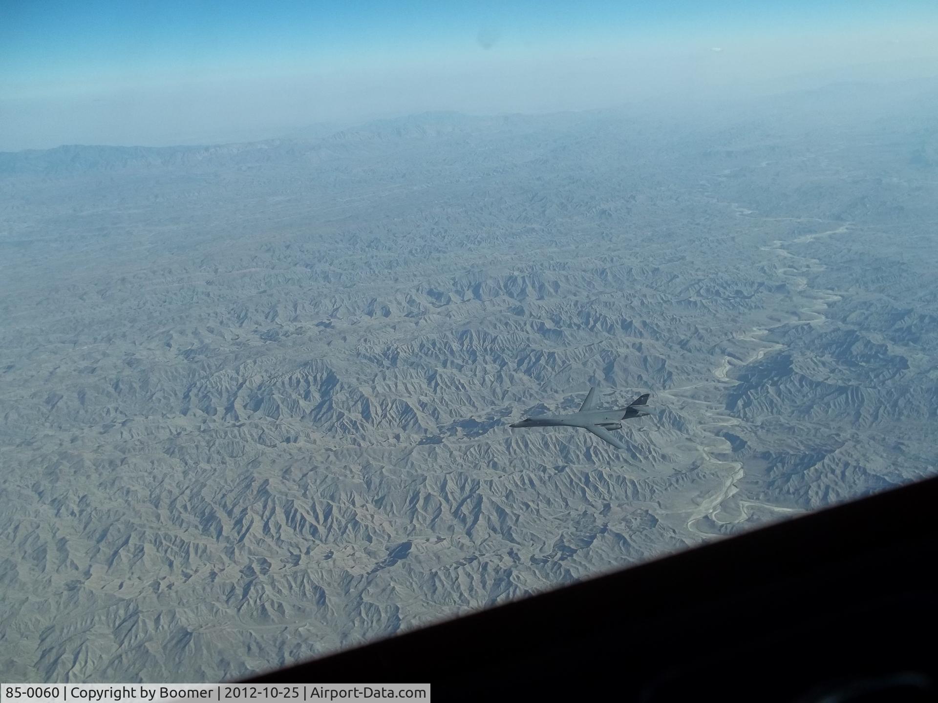 85-0060, 1985 Rockwell B-1B Lancer C/N 20, -0060 post-refueling, take over Afghanistan