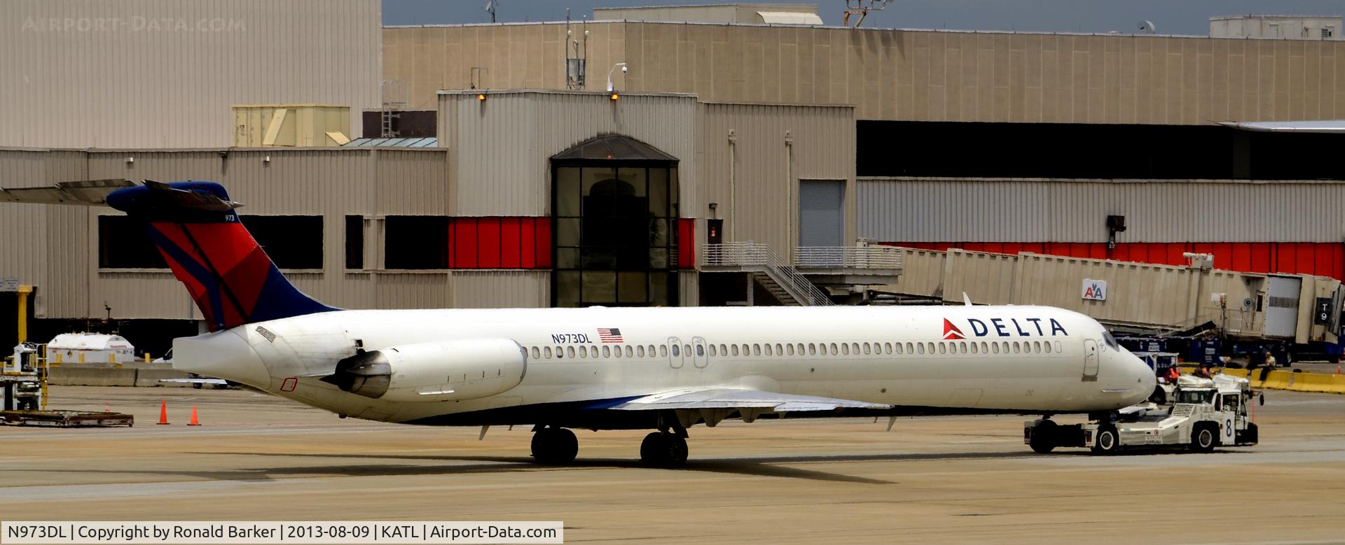 N973DL, 1991 McDonnell Douglas MD-88 C/N 53241, Taxi Atlanta