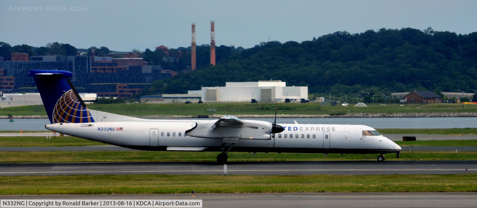 N332NG, 2010 Bombardier DHC-8-402 Dash 8 C/N 4332, Landing National