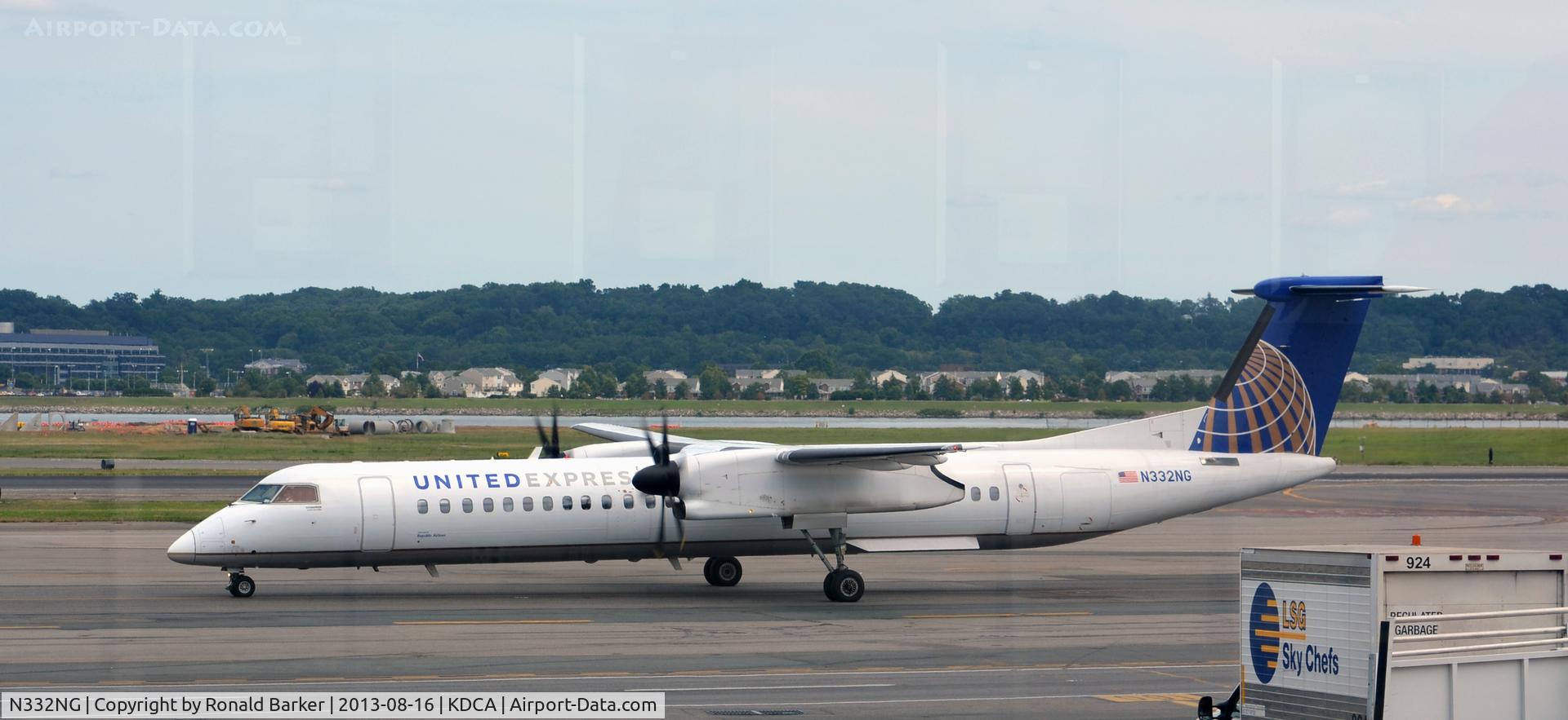 N332NG, 2010 Bombardier DHC-8-402 Dash 8 C/N 4332, Taxi National