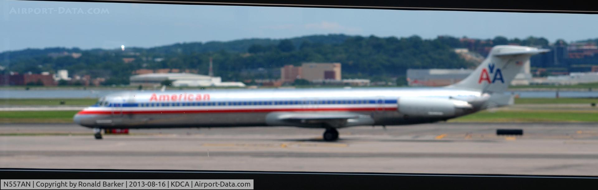 N557AN, 1991 McDonnell Douglas MD-82 (DC-9-82) C/N 53087, Taxi National