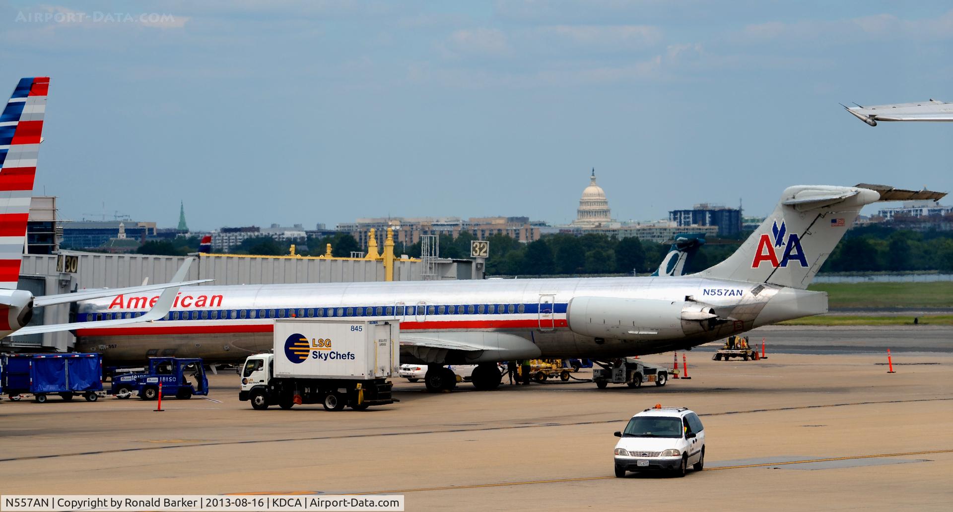 N557AN, 1991 McDonnell Douglas MD-82 (DC-9-82) C/N 53087, Gate 30 National