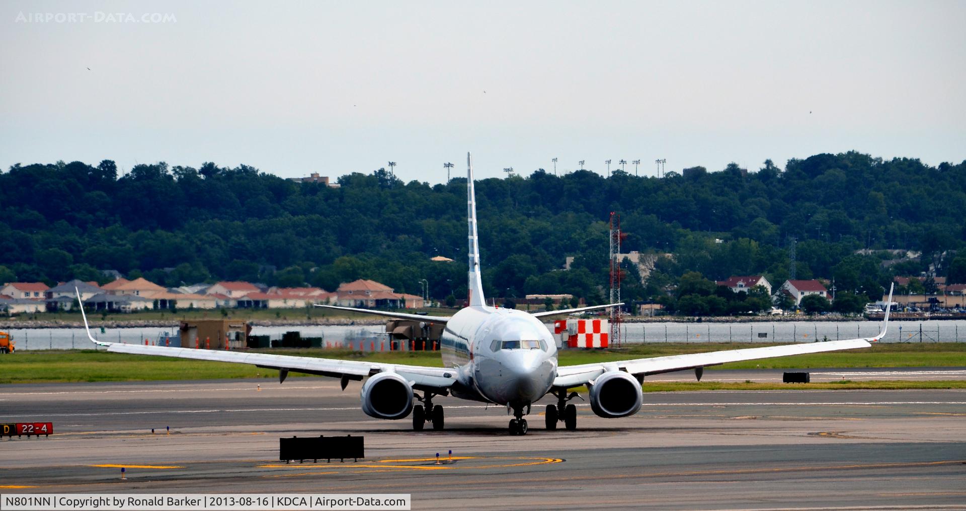 N801NN, 2009 Boeing 737-823 C/N 29565, Taxi National