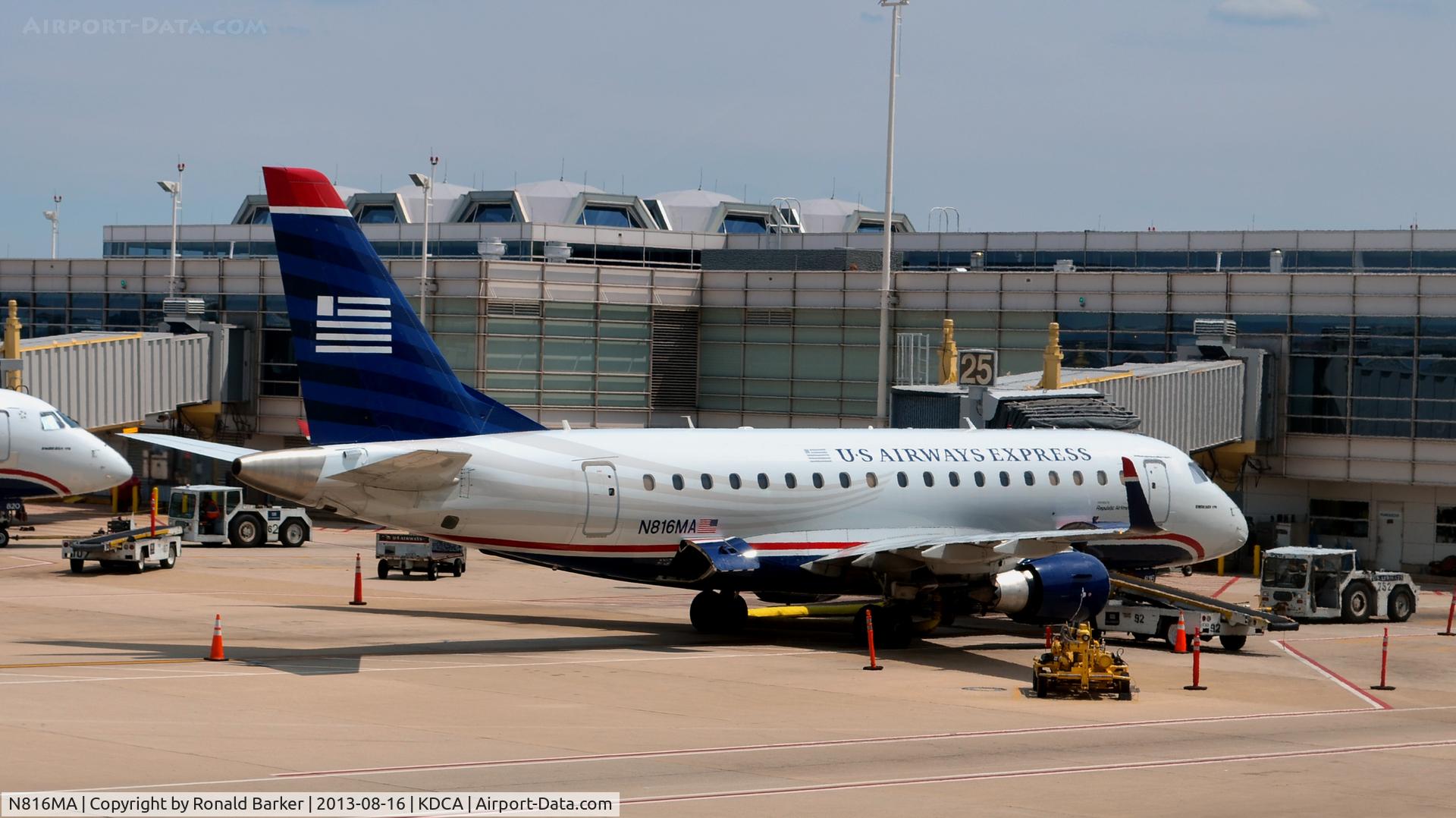 N816MA, 2004 Embraer 170SU (ERJ-170-100SU) C/N 17000037, At gate 25 National