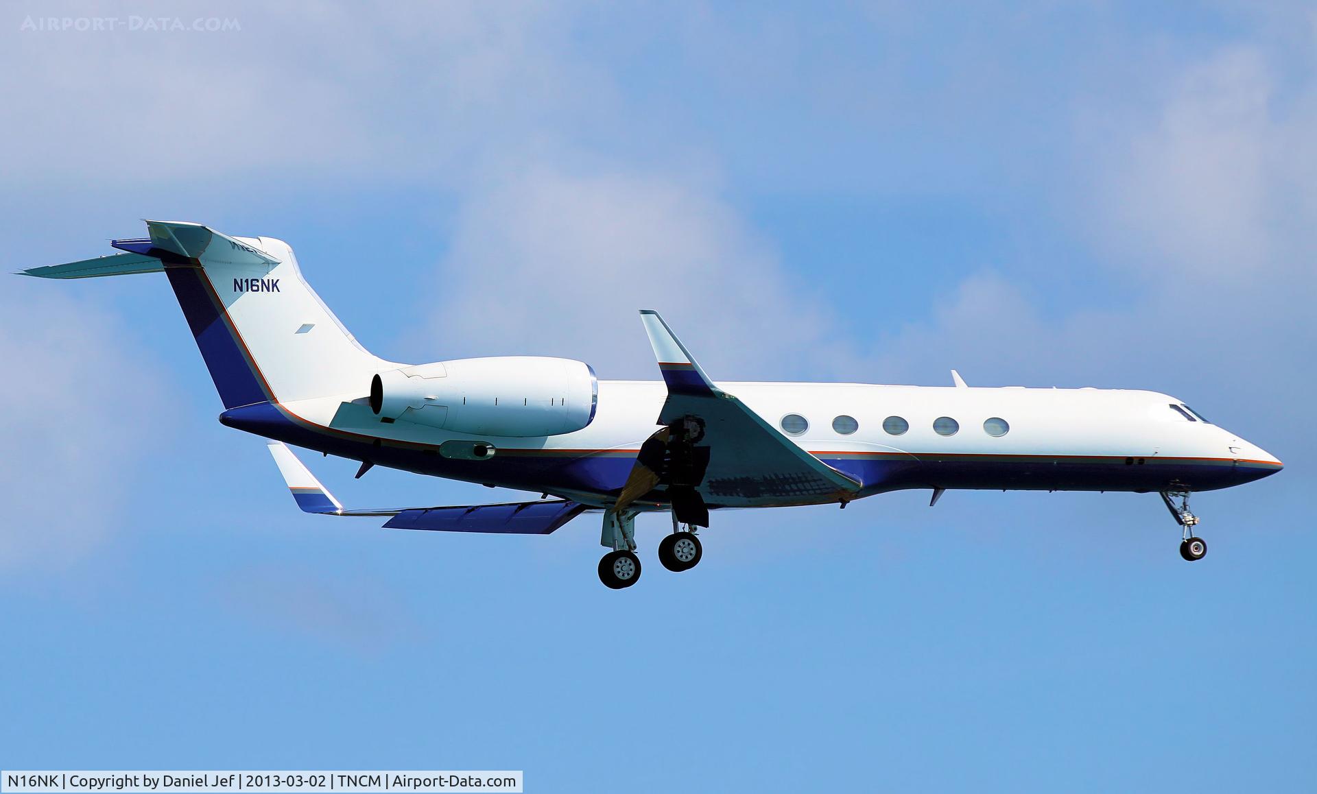 N16NK, 1999 Gulfstream Aerospace V C/N 585, N16NK