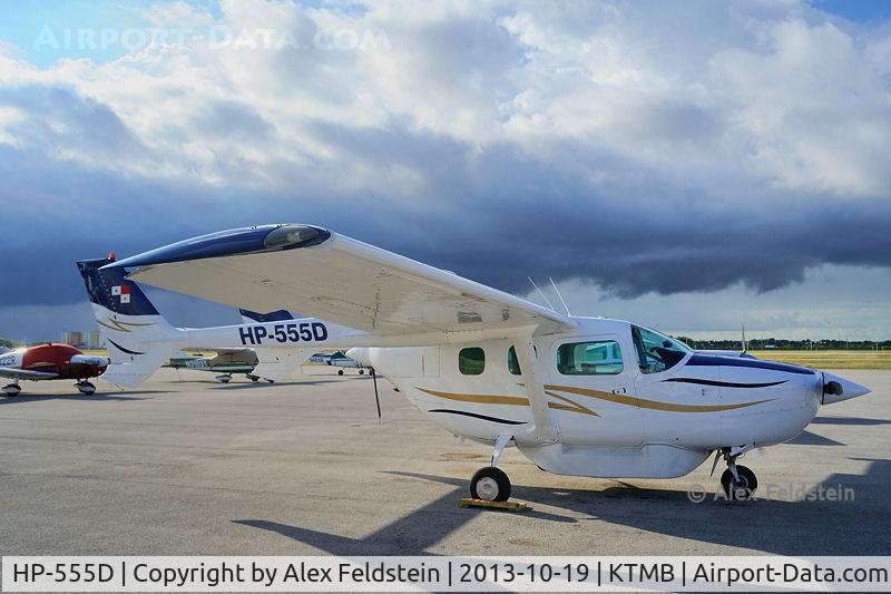 HP-555D, Cessna 337D Super Skymaster C/N Not found HP-555D, Tamiami, Florida