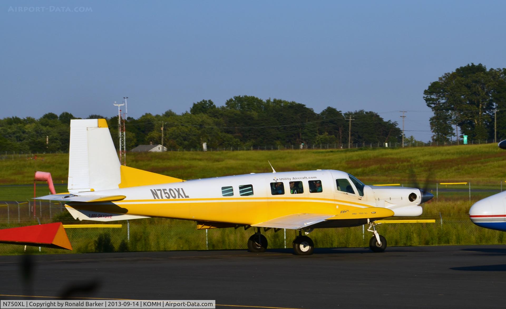 N750XL, 2004 Pacific Aerospace 750XL C/N 109, Orange