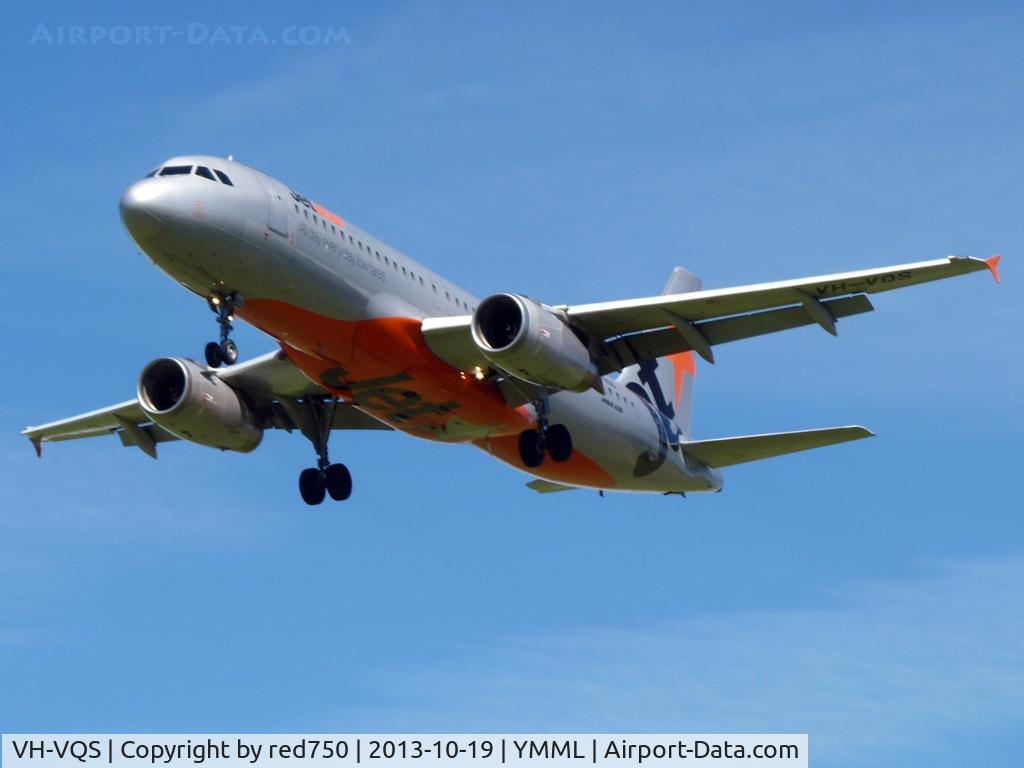 VH-VQS, 2005 Airbus A320-232 C/N 2515, VH-VQS Jetstar Airbus A320-232 approaching rwy 34 at Tullamarine 20131019