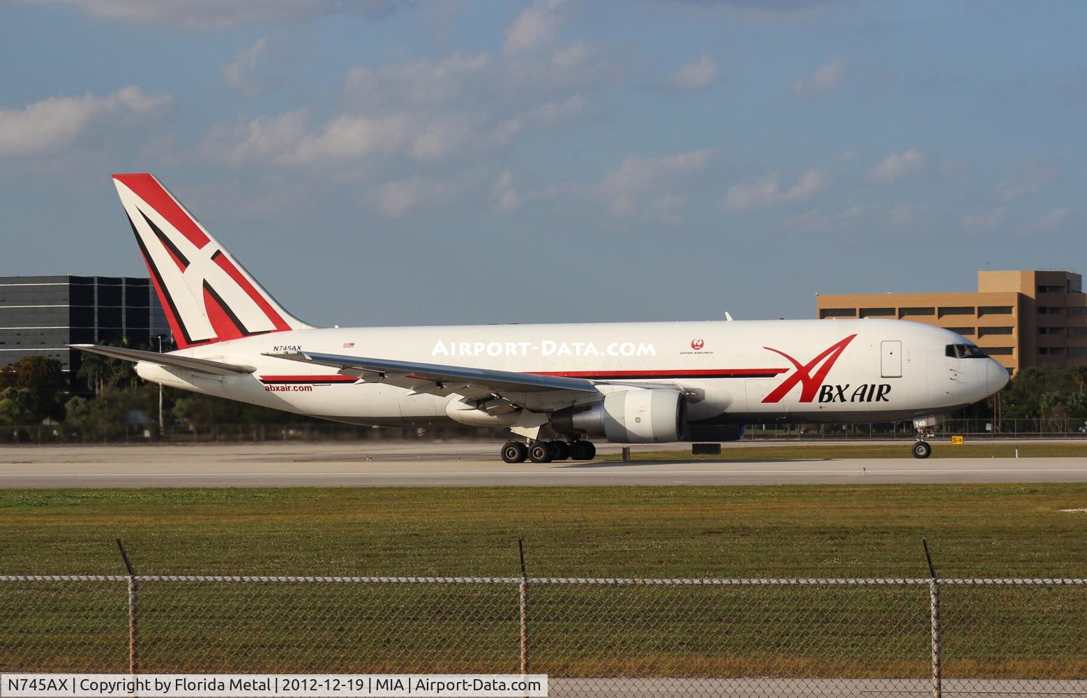 N745AX, 1983 Boeing 767-232 C/N 22222, ABX 767-200
