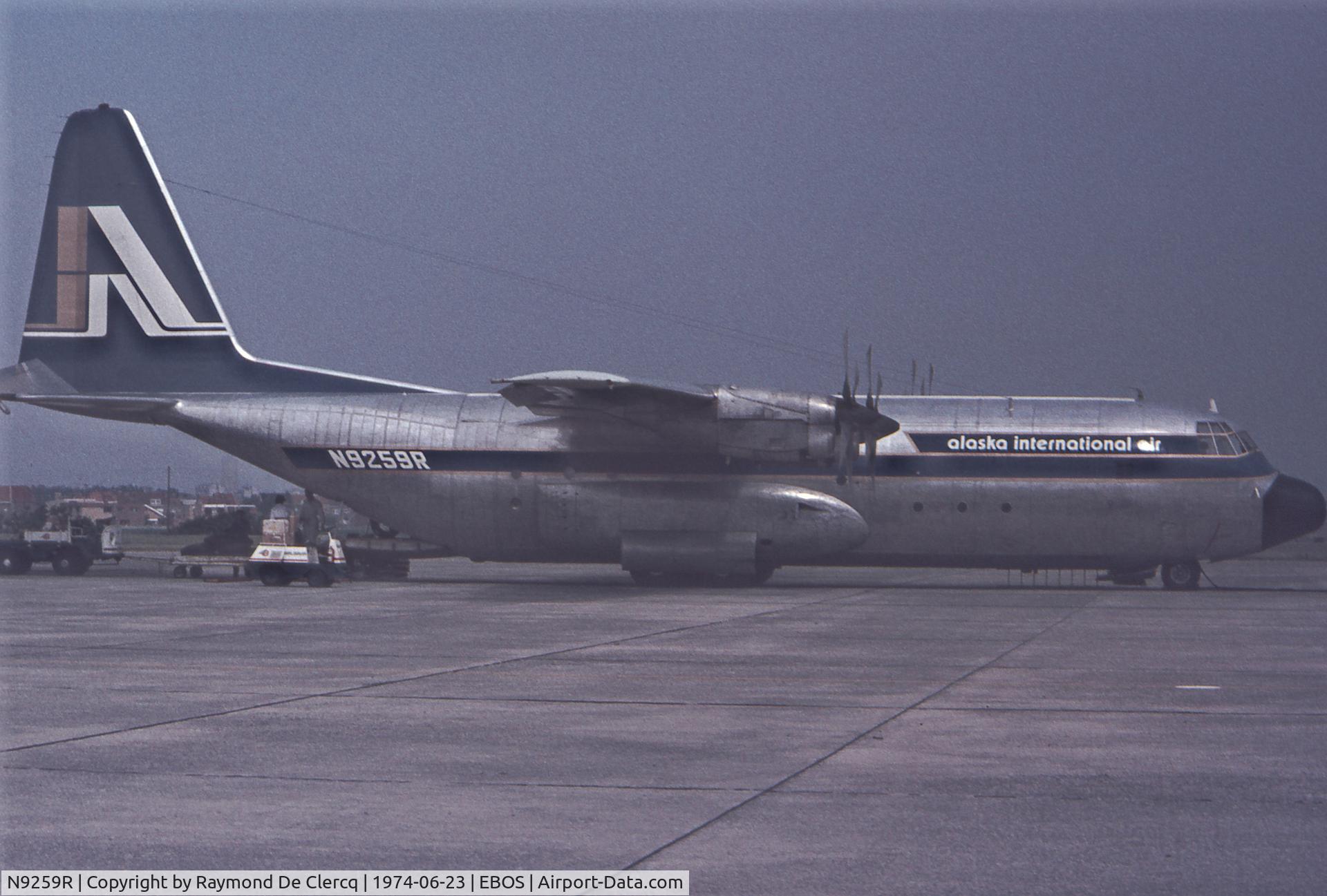 N9259R, 1966 Lockheed L-100-20 Hercules C/N 382-4176, Ostend , 1974