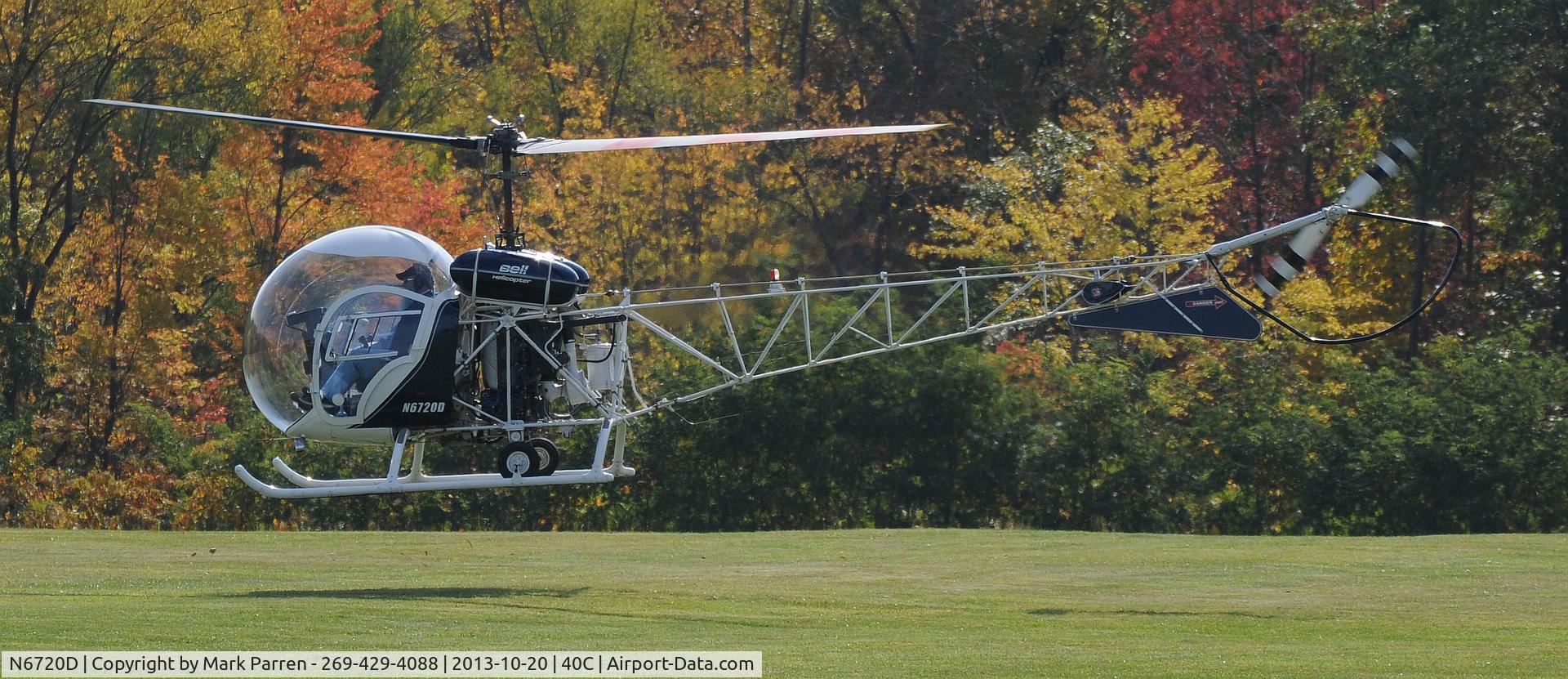 N6720D, 1958 Bell 47G-2 C/N 2204, Watervliet Michigan Fly-In