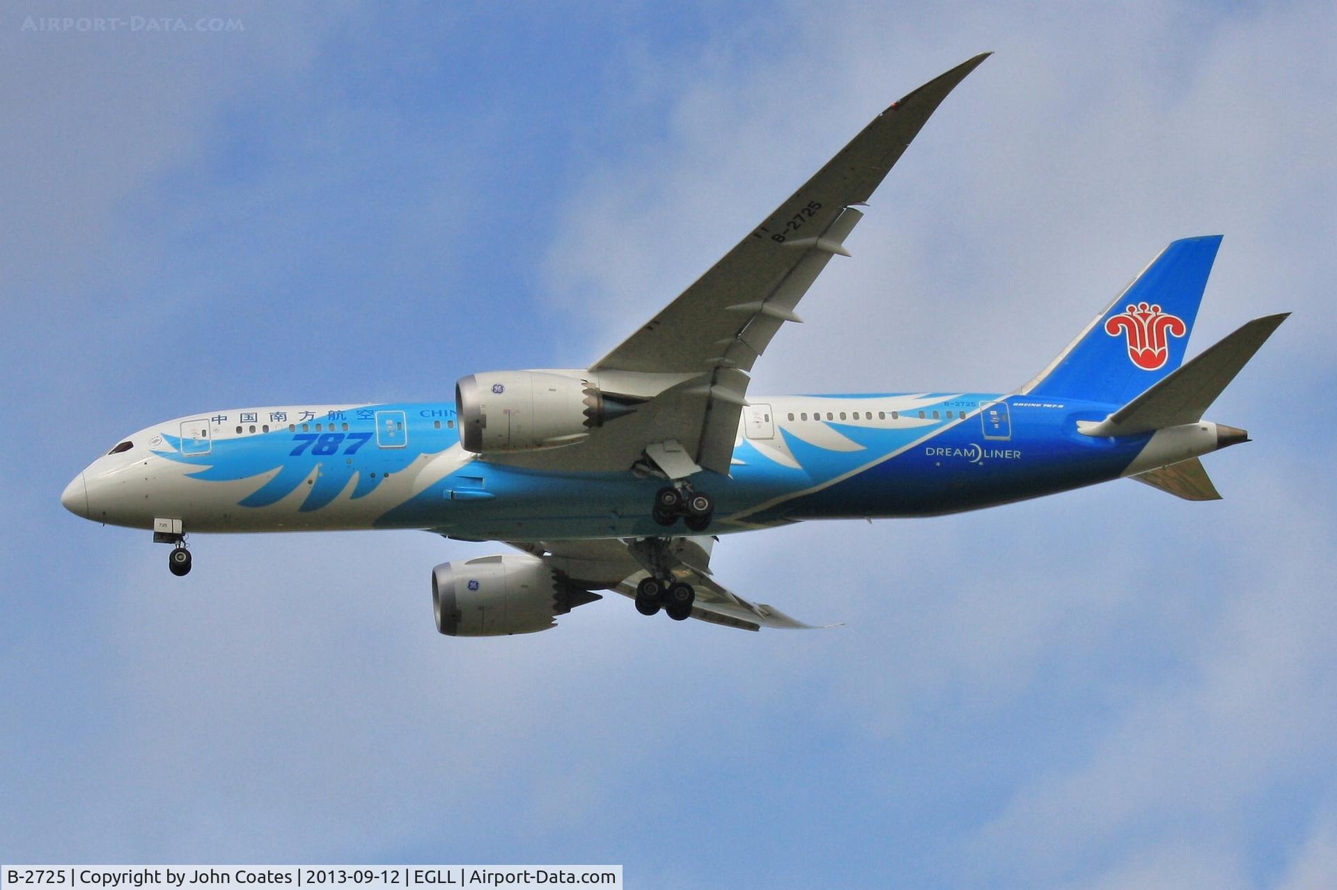 B-2725, 2012 Boeing 787-8 Dreamliner Dreamliner C/N 34923, Finals to 27R.
