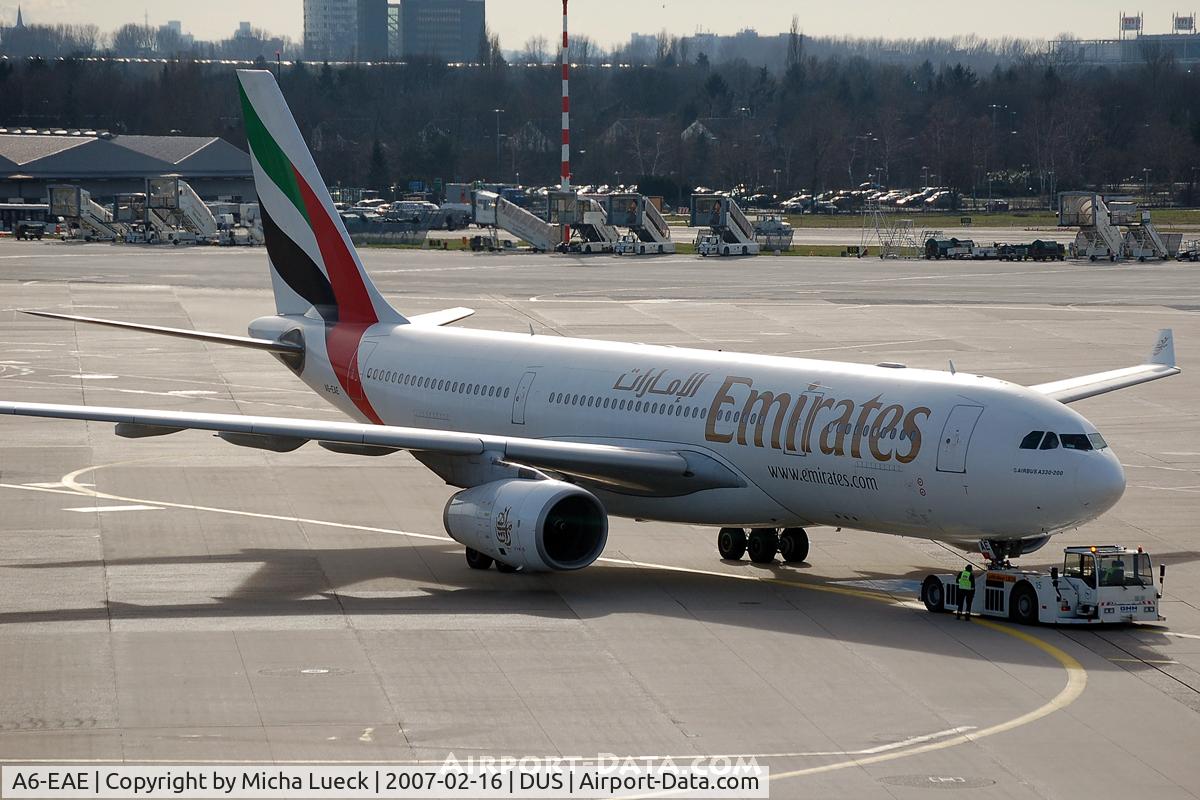 A6-EAE, 2001 Airbus A330-243 C/N 384, At Düsseldorf