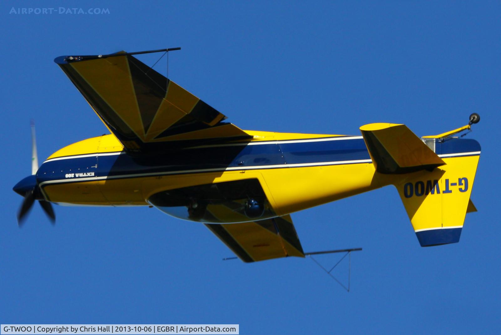 G-TWOO, 1996 Extra EA-300/200 C/N 05, at Breighton's Pre Hibernation Fly-in, 2013