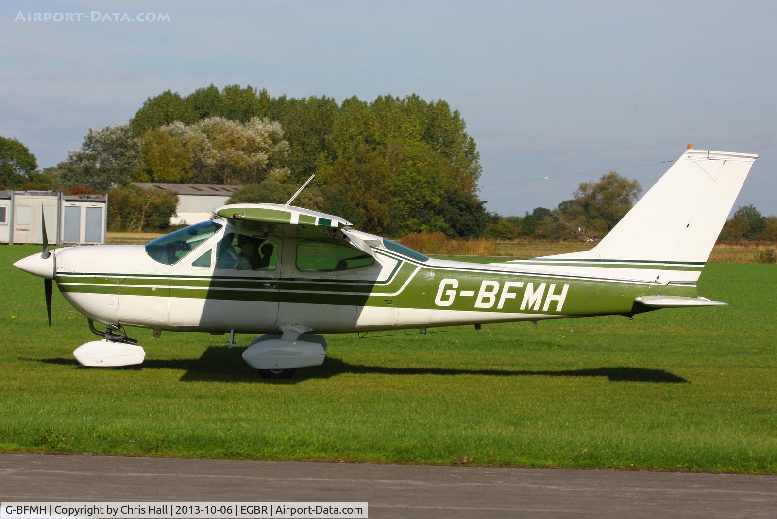 G-BFMH, 1973 Cessna 177B Cardinal C/N 17702034, at Breighton's Pre Hibernation Fly-in, 2013