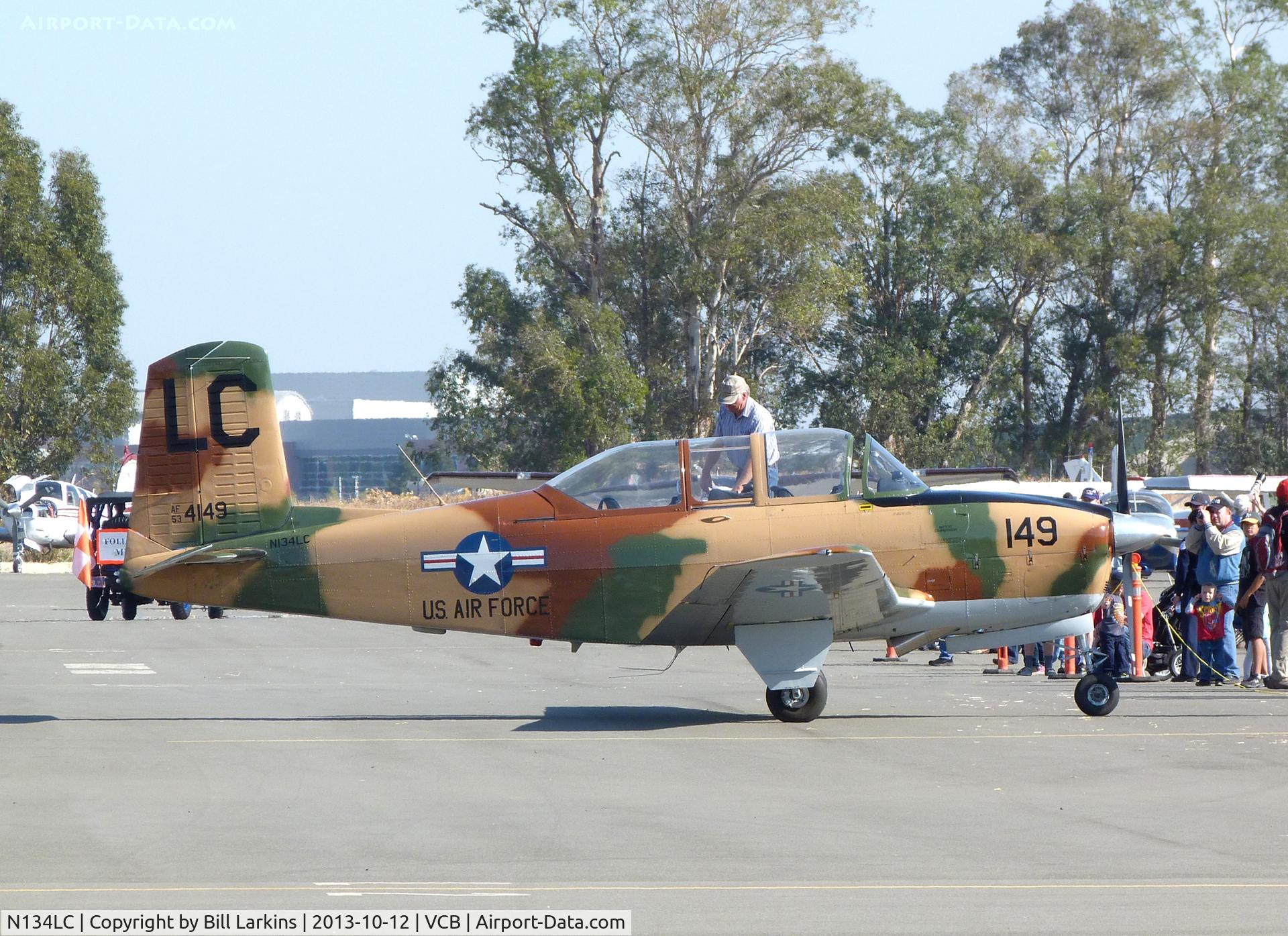 N134LC, 1953 Beech (CCF) T-34A (A45) Mentor C/N CCF34-118, Arriving for Mustang Day at the Nut Tree.