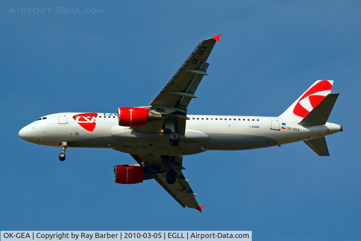 OK-GEA, 2001 Airbus A320-214 C/N 1439, OK-GEA   Airbus A320-214 [1439] (CSA Czech Airlines) Home~G 05/03/2010. On approach 27R.