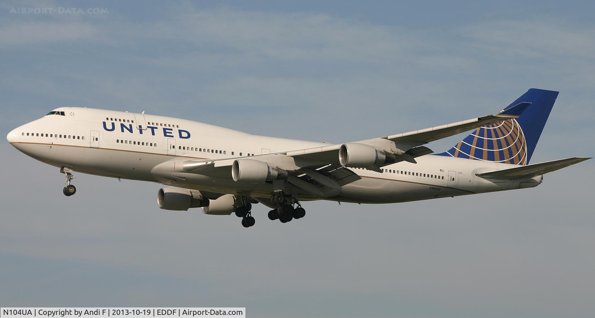 N104UA, 1998 Boeing 747-422 C/N 26902, United Airlines Boeing 747-422