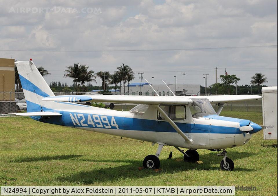 N24994, 1977 Cessna 152 C/N 15280501, Tamiami
