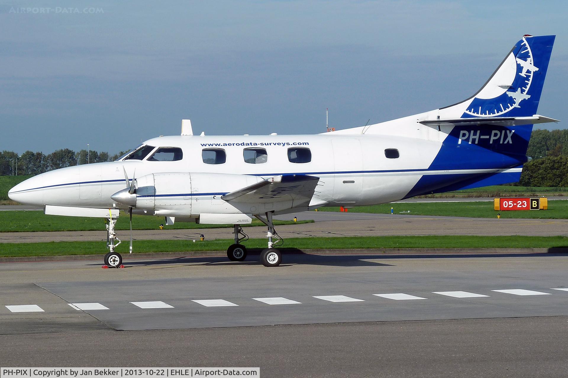 PH-PIX, 1976 Swearingen SA-226T Merlin IIIA C/N T-267, Airport Lelystad