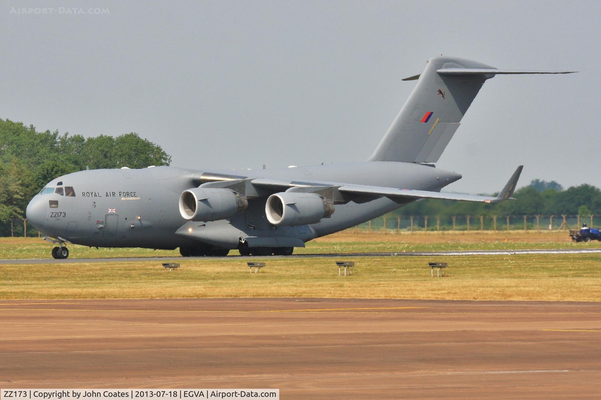 ZZ173, 2001 Boeing C-17A Globemaster III C/N F-080, Arriving at RIAT 2013