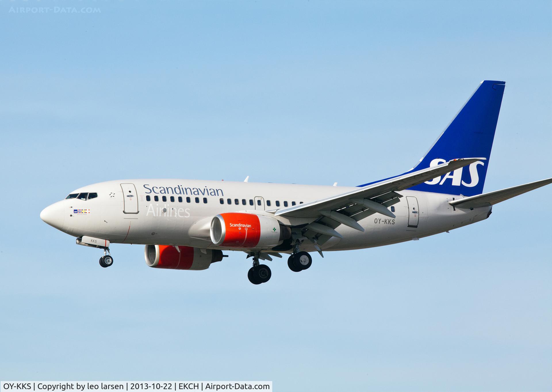 OY-KKS, 2000 Boeing 737-683 C/N 28322, App to R-22L Copenhagen Kastrup 22.10.13