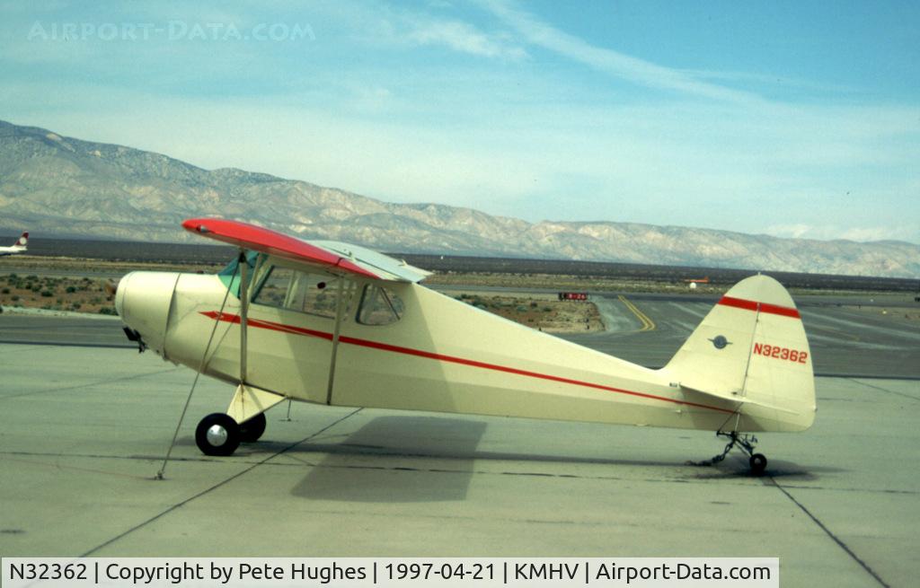 N32362, 1940 Porterfield LP-65 C/N 816, N32362 Porterfield at Mojave, 1997