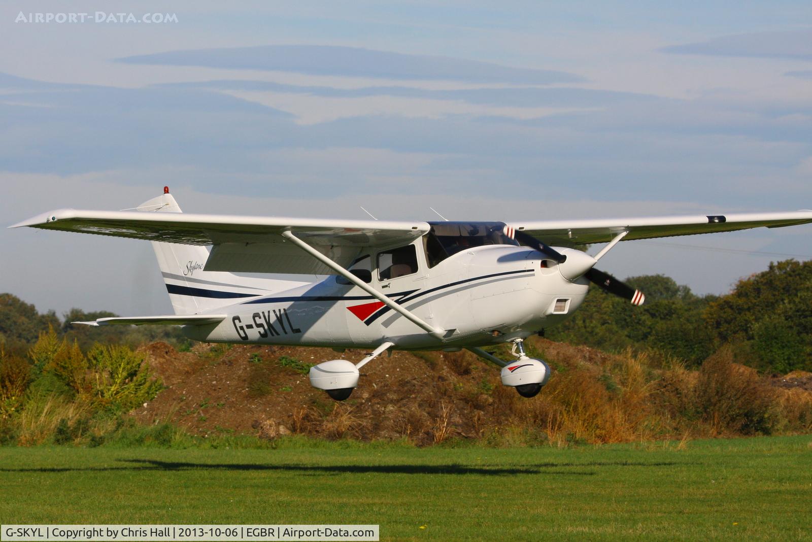 G-SKYL, 1998 Cessna 182S Skylane C/N 18280176, at Breighton's Pre Hibernation Fly-in, 2013