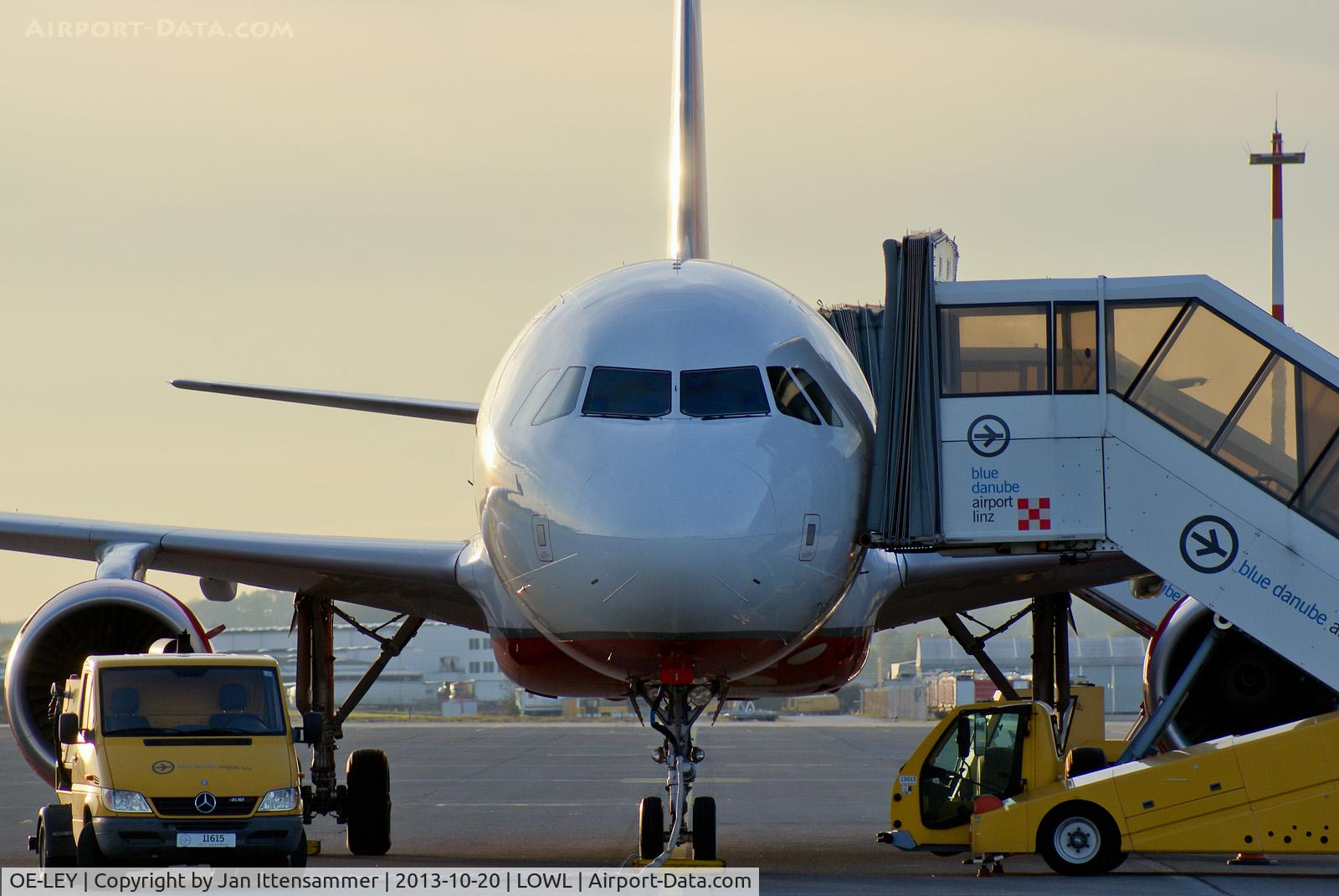 OE-LEY, 2013 Airbus A320-214 C/N 5648, oe-ley