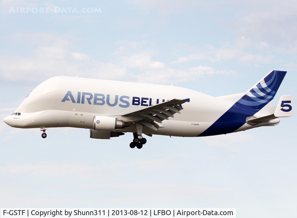 F-GSTF, 2000 Airbus A300B4-608ST Super Transporter C/N 796, Landing rwy 32R in new Airbus House c/s