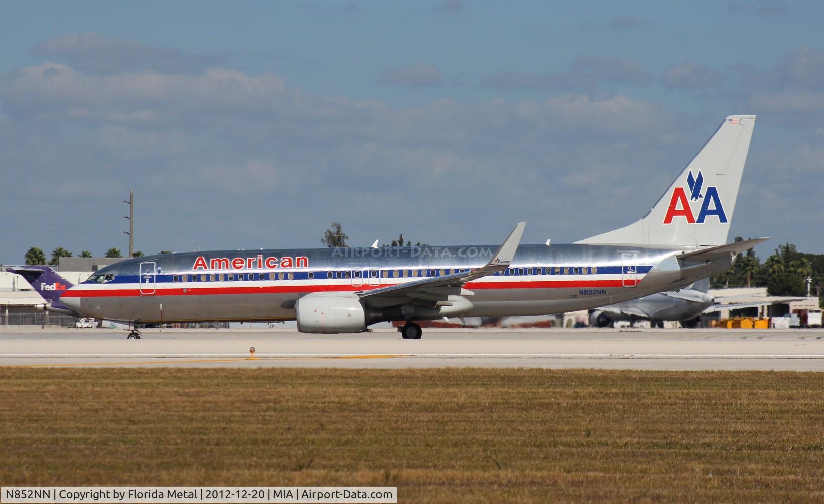 N852NN, 2010 Boeing 737-823 C/N 40581, American 737-800