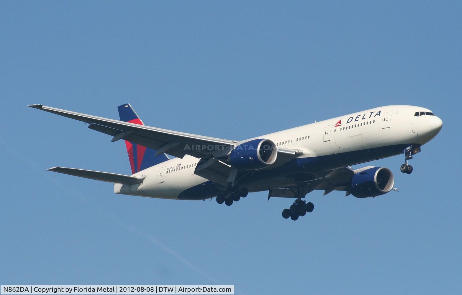N862DA, 1999 Boeing 777-232 C/N 29734, Delta 777-200