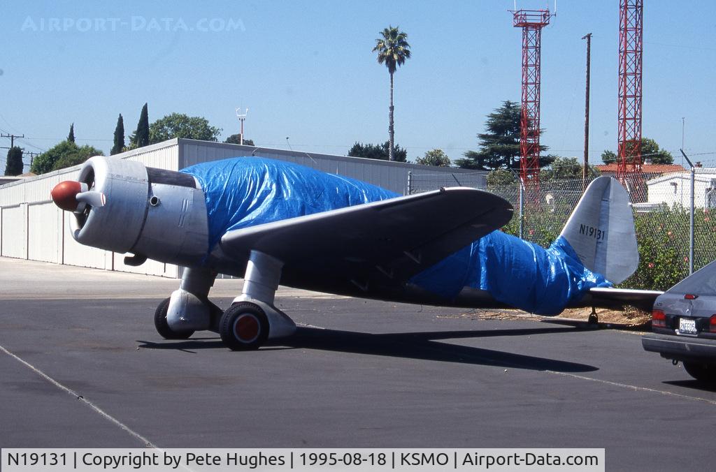 N19131, 1939 Duramold F46A C/N 5000, N19131 Fairchild F46 seen at Santa Monica in 1995 - shape about the wrap but it's a rare machine with currently no other pictures on a-data.