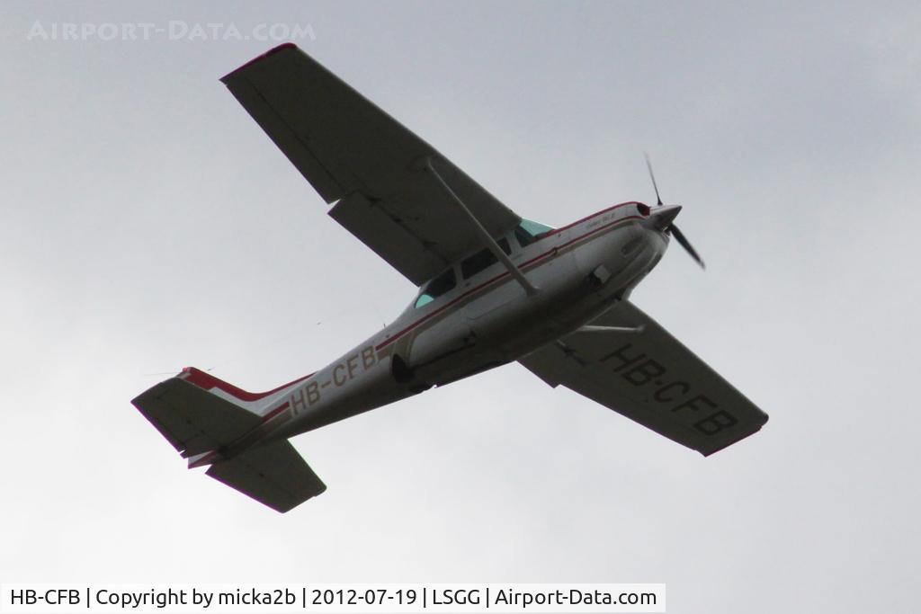 HB-CFB, 1980 Cessna 172RG Cutlass RG C/N 172RG-0520, In flight