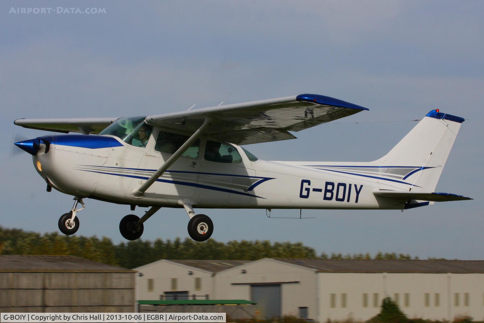 G-BOIY, 1976 Cessna 172N C/N 172-67738, at Breighton's Pre Hibernation Fly-in, 2013