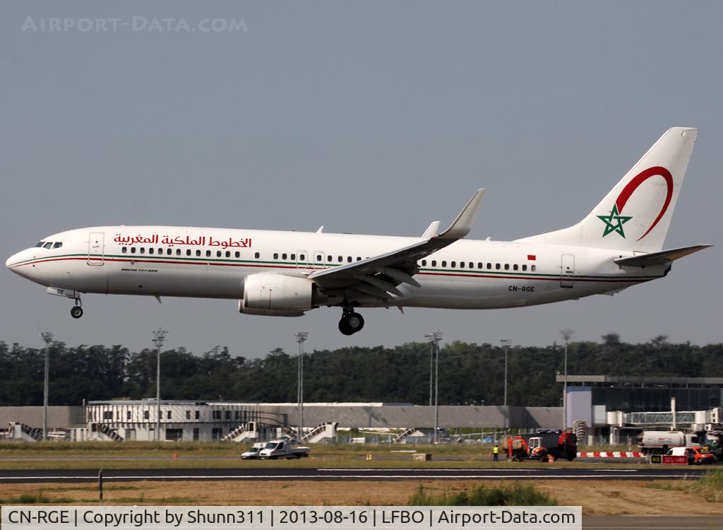 CN-RGE, 2011 Boeing 737-86N C/N 36822, Landing rwy 14L