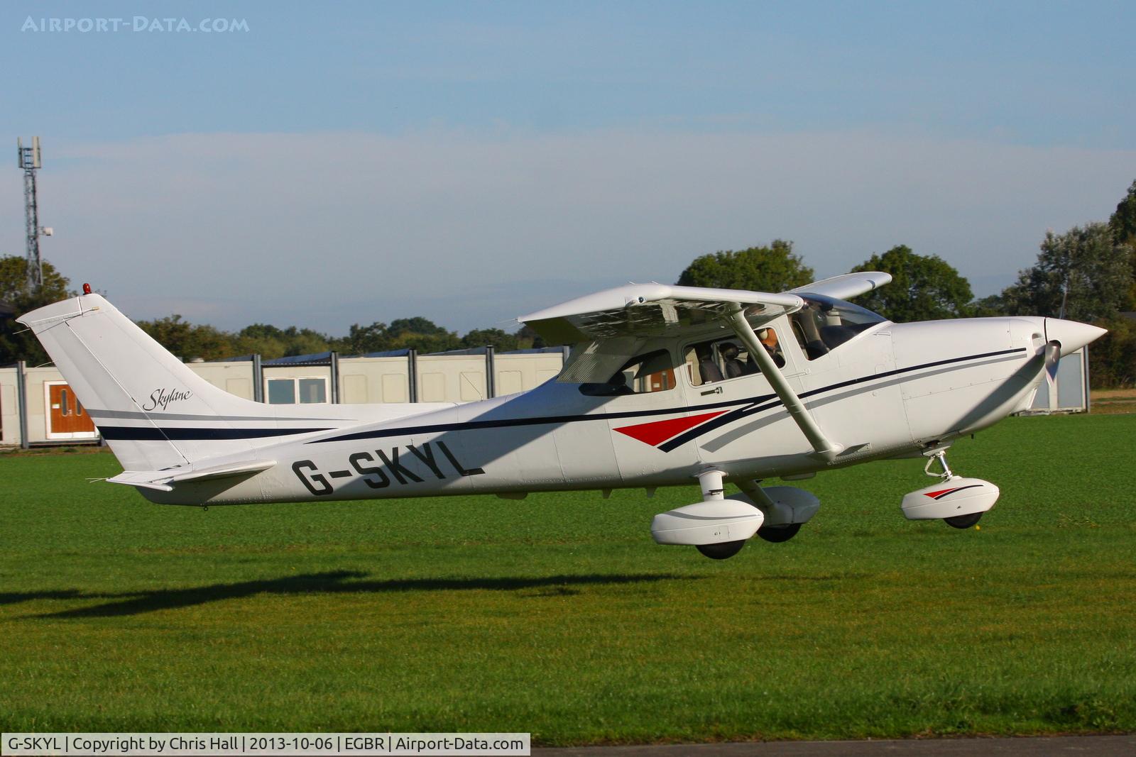G-SKYL, 1998 Cessna 182S Skylane C/N 18280176, at Breighton's Pre Hibernation Fly-in, 2013