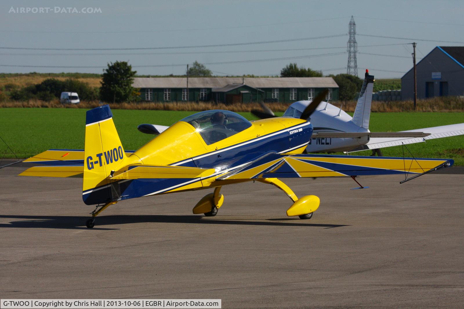 G-TWOO, 1996 Extra EA-300/200 C/N 05, at Breighton's Pre Hibernation Fly-in, 2013