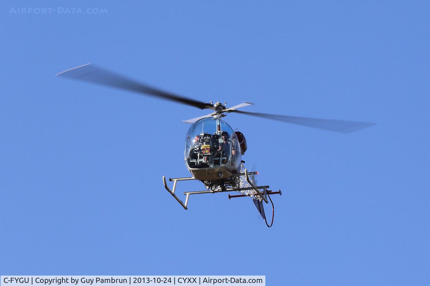 C-FYGU, 1996 Rotorway EXEC 90 C/N 5110, Returning to base