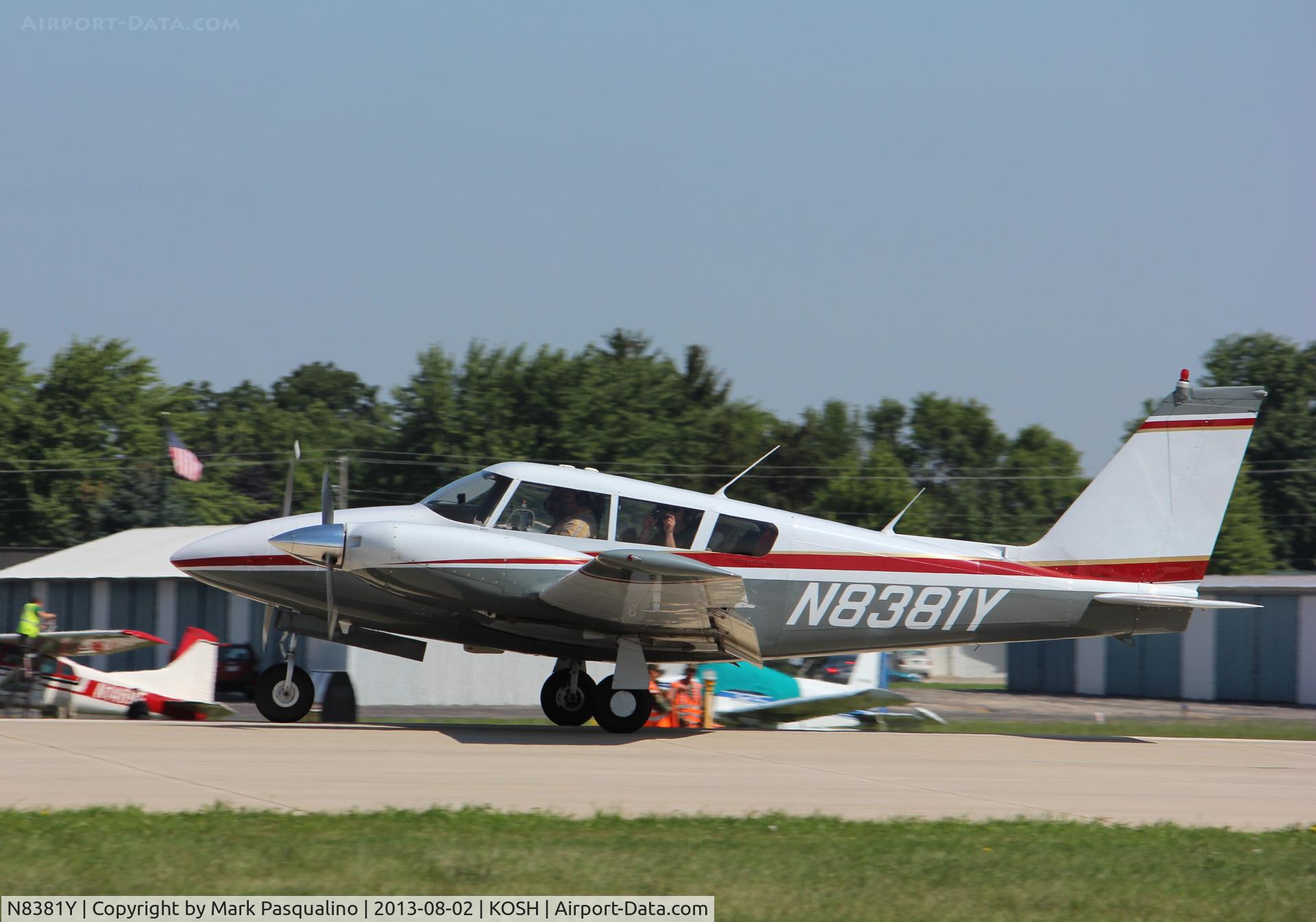 N8381Y, 1967 Piper PA-30 Twin Comanche C/N 30-1536, Piper PA-30