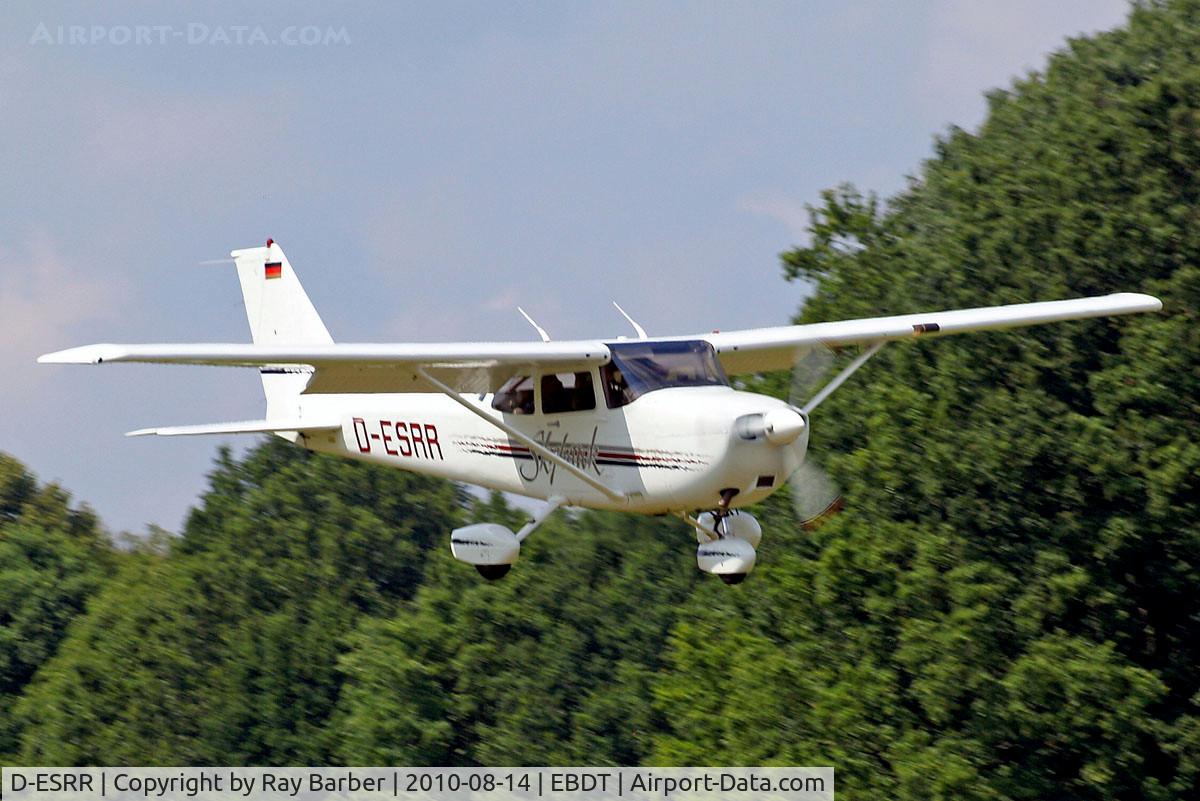 D-ESRR, 1997 Cessna 172R C/N 172-80212, Cessna 172R Skyhawk [172-80212] Schaffen-Diest~OO 14/08/2010