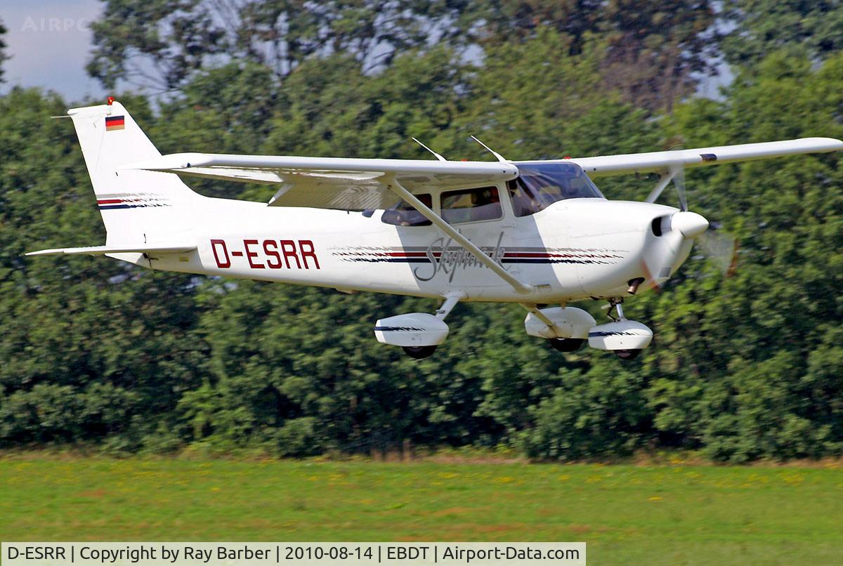 D-ESRR, 1997 Cessna 172R C/N 172-80212, Cessna 172R Skyhawk [172-80212] Schaffen-Diest~OO 14/08/2010