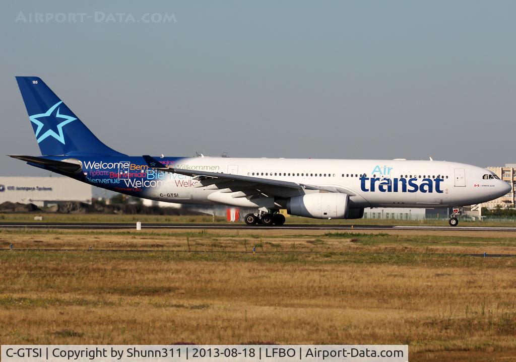 C-GTSI, 2001 Airbus A330-243 C/N 427, Ready for take off rwy 32R in new c/s...