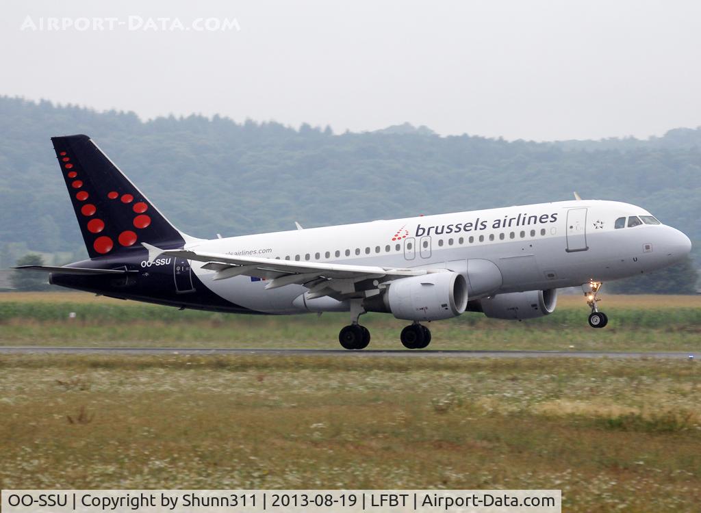 OO-SSU, 2004 Airbus A319-111 C/N 2230, Taking off rwy 02... Thomas Cook Belgium flight this day...