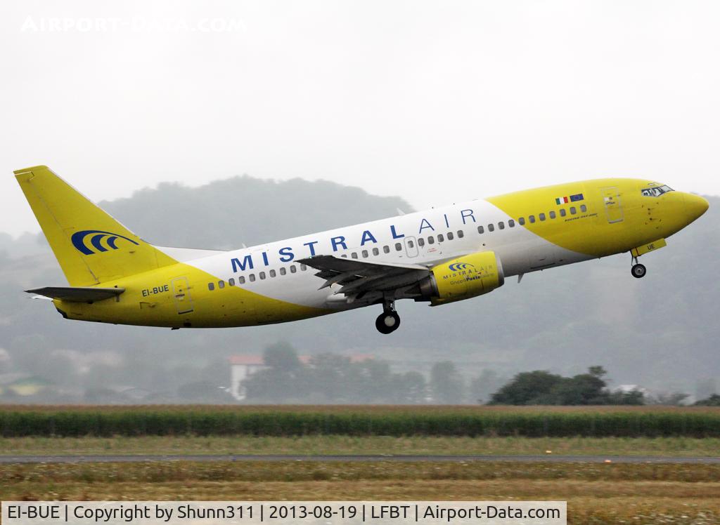 EI-BUE, 1987 Boeing 737-248 C/N 23810, Taking off rwy 02