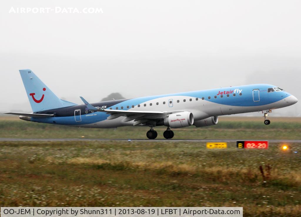 OO-JEM, 2013 Embraer 190STD (ERJ-190-100STD) C/N 19000603, Taking off rwy 02