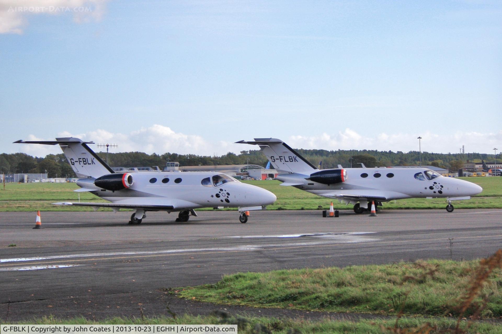 G-FBLK, 2007 Cessna 510 Citation Mustang Citation Mustang C/N 510-0027, FBLK and FLBK Blinking unreal!